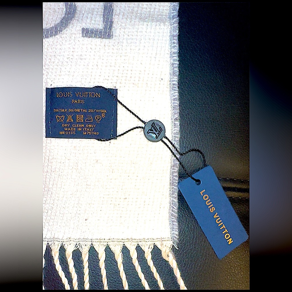 Louis Vuitton White and Gray Monogram Silk Scarf - Picture 12 of 15